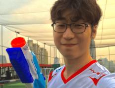 LPL终於(yú)涨工资了，王多多曝光如今解說(shuō)工资，琯(guǎn)泽元(yuán)收(shōu)入最(zuì)高