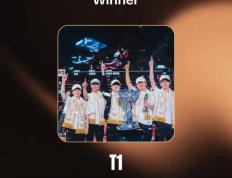 LOL新老交替，Chovy力(lì)压Faker拿年度选手，新王登基(jī)