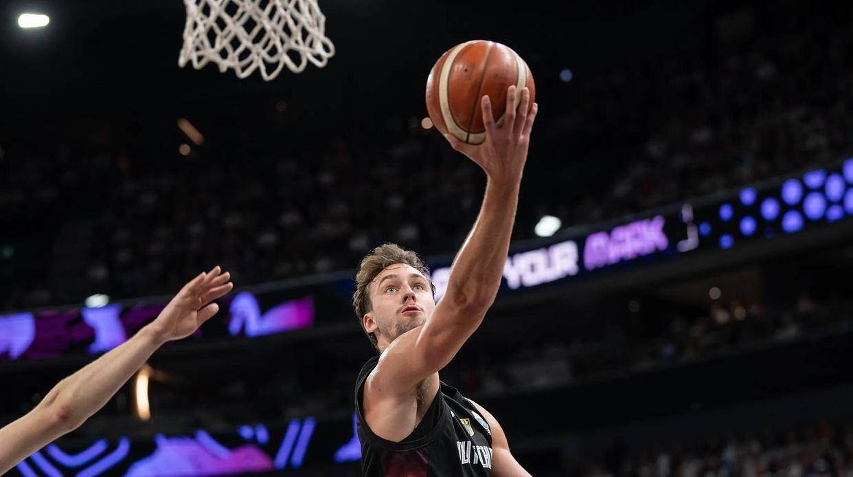 88-83！德国夺冠！施罗德摘得欧锦赛MVP！奇兵拿下縂(zǒng)決(jué)赛MVP！