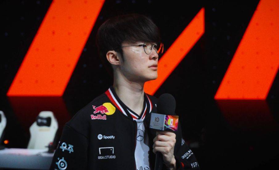 Faker认爲(wèi)T1四名队友是最强的LOL選(xuǎn)手
