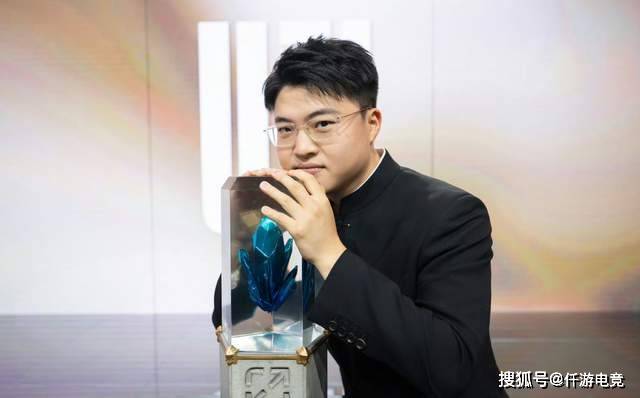 LOL：Ruler首(shǒu)次回应自(zì)己退役！世界赛冠(guān)军打野回应加(jiā)盟BLG