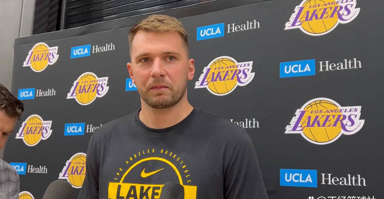 东契奇領(lǐng)袖(xiù)風(fēng)范！季前赛冠軍(jūn)心(xīn)态