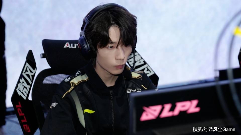 LOL邀请賽(sài)四强出(chū)炉！全华班被3包1围剿，LCK賽(sài)区保底亚军