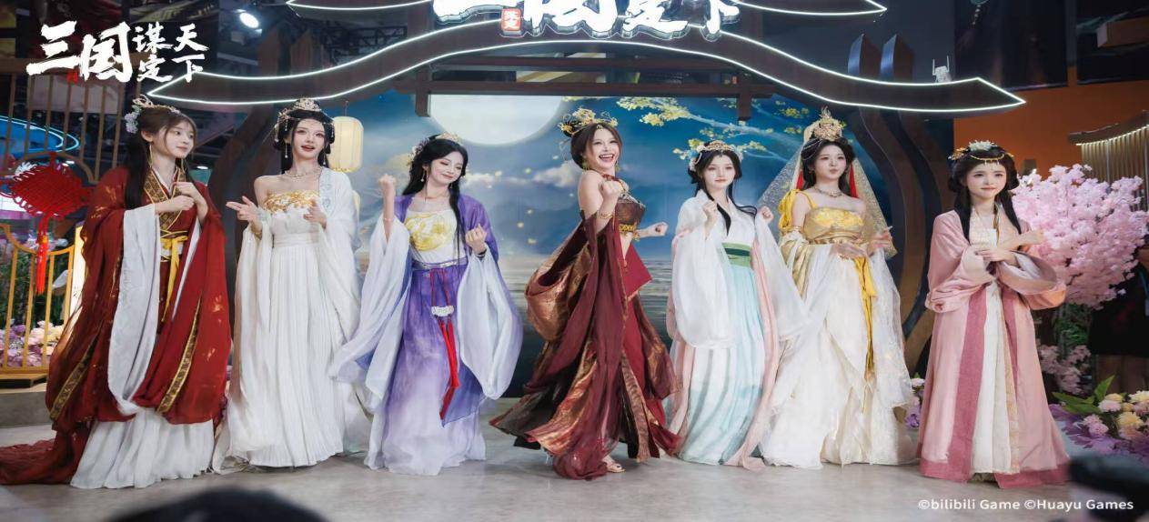 LOL转会像排兵布阵？这游戏教(jiào)你(nǐ)策略的门道