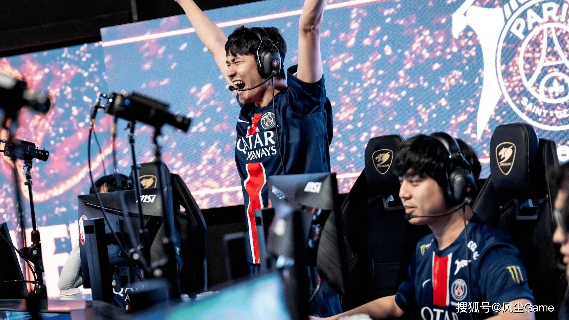 LOL全华班(bān)晋级世(shì)界(jiè)赛！Karsa泪洒赛场，FoFo：我真的有罪？