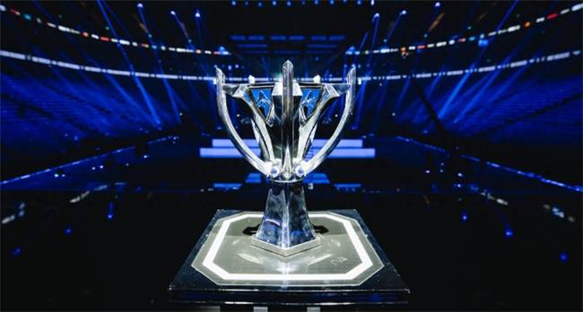 【一競(jìng)技(jì)1JingJi】LOL：S15全球总決(jué)賽(sài) 巅峰對(duì)決(jué)即将上演