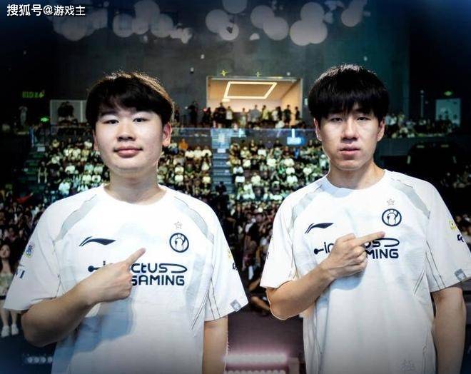 英雄联盟拳(quán)头官宣S赛名额調(diào)整了(le)，承认改革(gé)失败，外(wài)卡赛区回歸(guī)