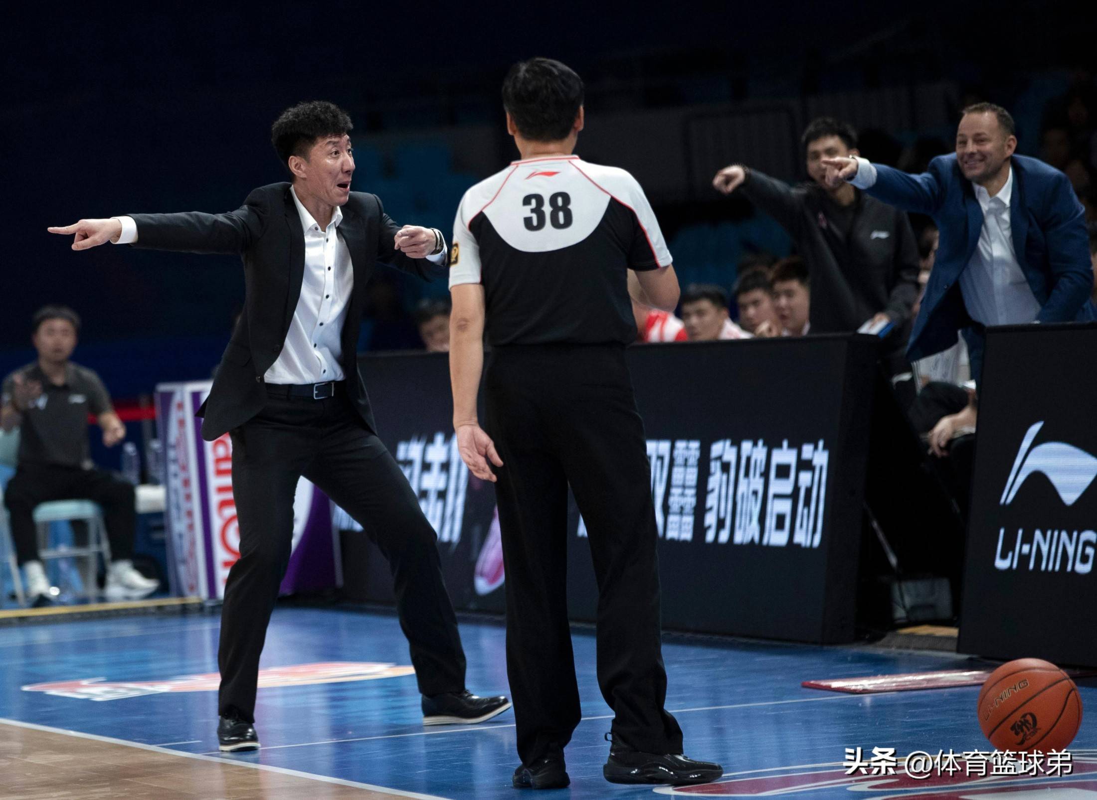 CBA破冰(bīng)！扩军、升降(jiàng)级双管齐下，聯(lián)赛迎来巨变