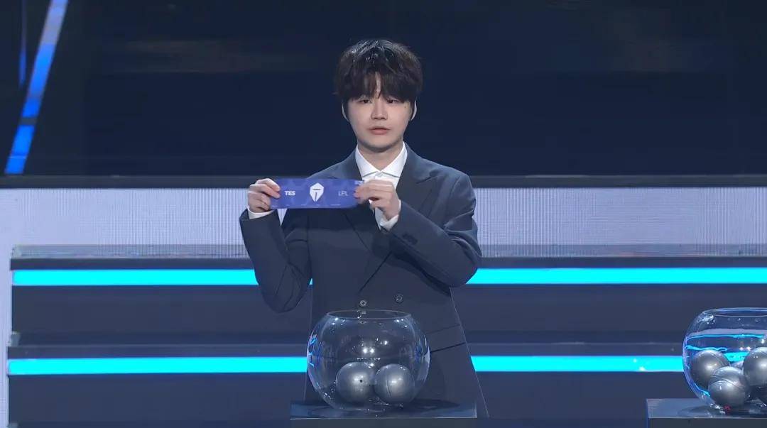 LOL凉了成(chéng)最大(dà)骗局，LOL世(shì)界賽(sài)最倒霉战队诞生，LPL弃将复仇成(chéng)功(gōng)