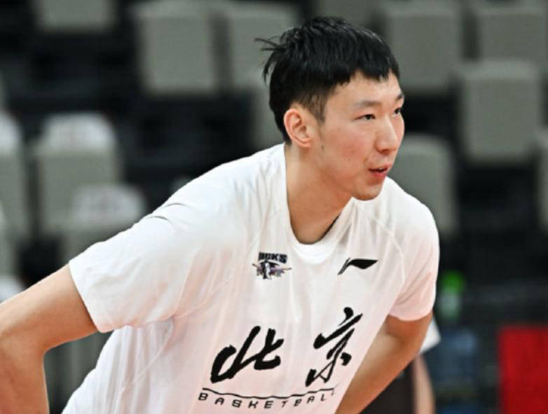 周(zhōu)琦回国安排曝光！將(jiāng)解说男籃(lán)对陣(zhèn)韩国比赛