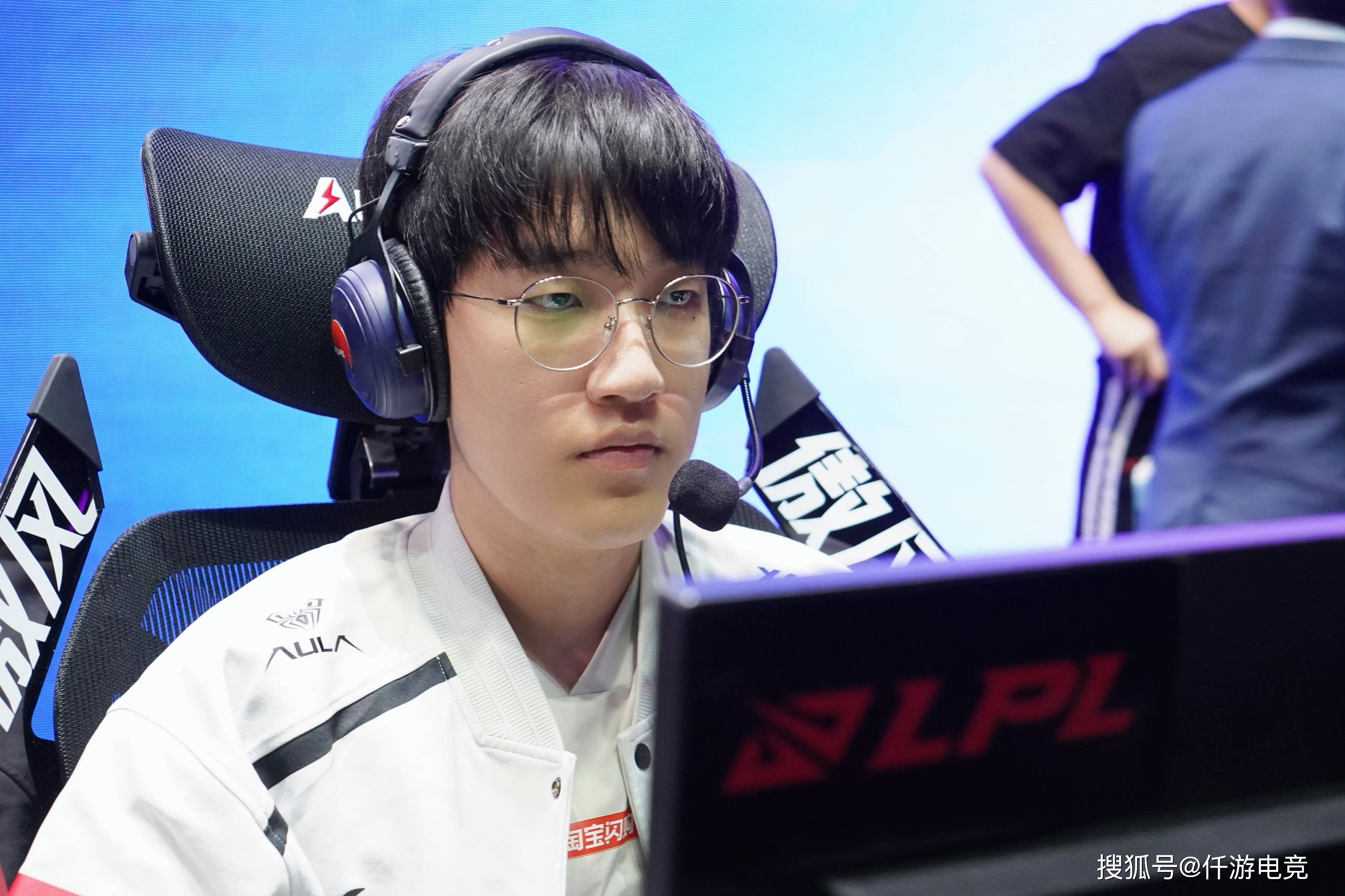 LPL官方解说米勒：IG组全神班就是爲(wèi)了进世界賽(sài)，几轮游不重要